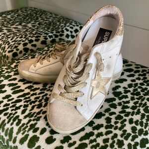 Used Golden Goose Super-Star Low
Top Sneaker (Women) Size 8US/38EU